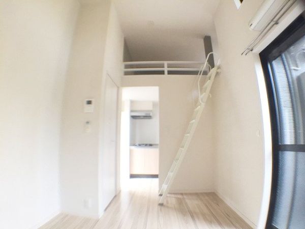 Haus Ruhe 高Haus Ruhe 高畑1階1R 部屋①の画像