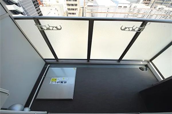 アーデンタワー本町イースト4階1K ベランダの画像