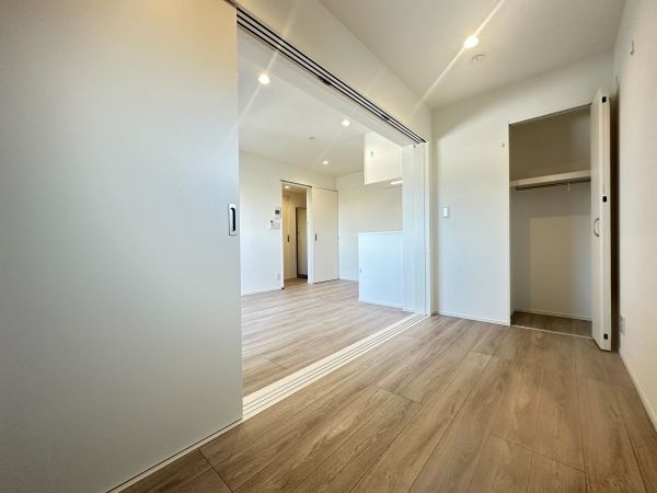 クラムズ黄金1階1LDK 部屋②の画像