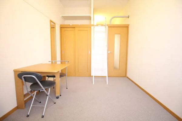 レオパレス加美2階1K 部屋①の画像