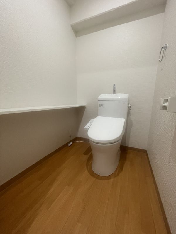 サフランマンション5階1DK トイレの画像