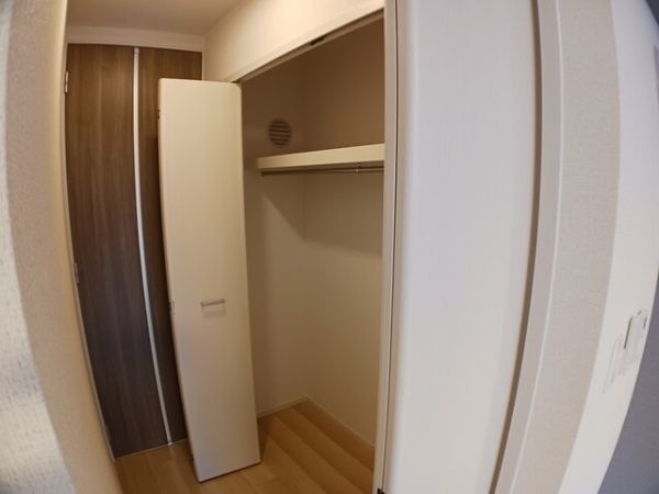 ヒカルサ堺市文珠橋通Ⅰ1階1K 収納の画像