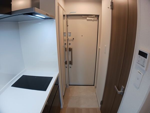 ヒカルサ堺市文珠橋通Ⅰ2階1K 玄関の画像