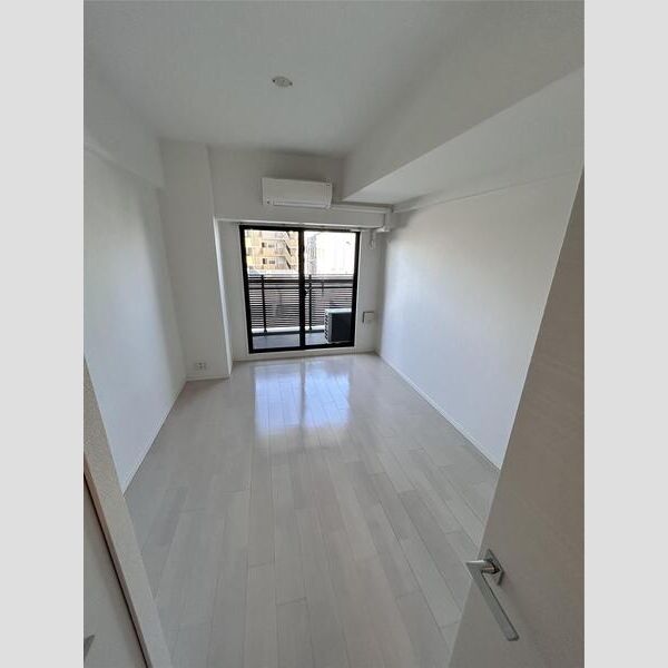 S-RESIDENCE新大阪駅前13階1K リビングの画像