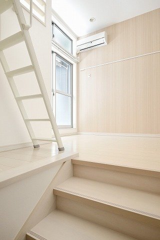 SEED2階1R ベランダの画像