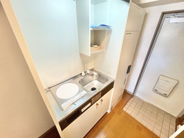 ラフォーレ竹山2階1K キッチンの画像