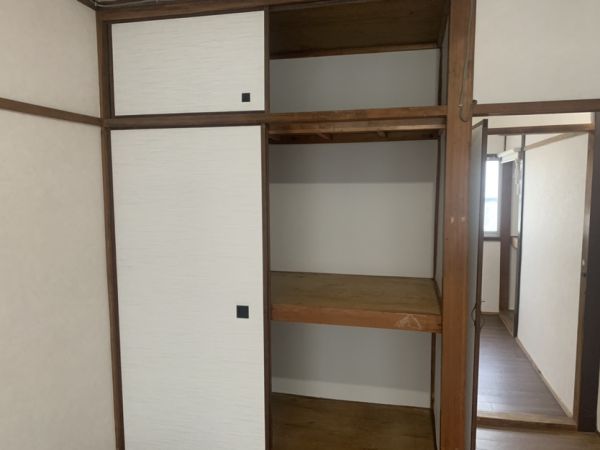 堺市西区鳳南町5丁戸建て1階2LDK 収納の画像