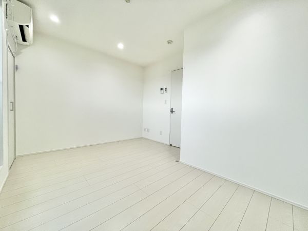 フィローネ高畑3階1K 部屋①の画像