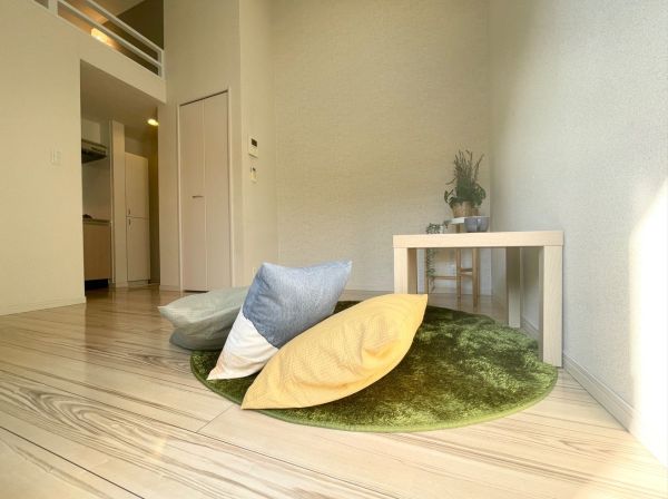 Haus Ruhe 高畑1階1R リビングの画像