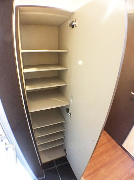 ESPACE DECORE1階1R 玄関の画像