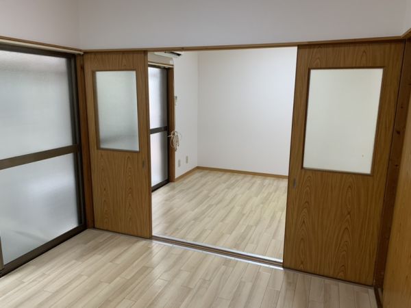 豊中市蛍池北町2丁目戸建て1階4LDK以上 部屋①の画像