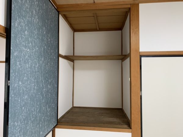 豊中市蛍池北町2丁目戸建て1階4LDK以上 収納の画像