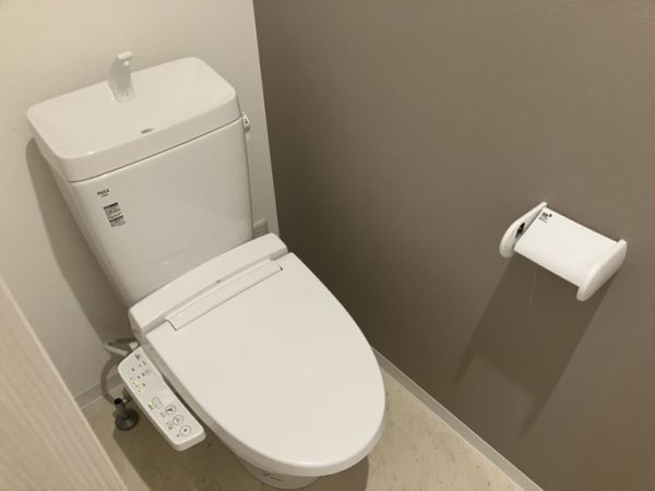 Villa　41　YAMATE　SUITA1階2LDK トイレの画像