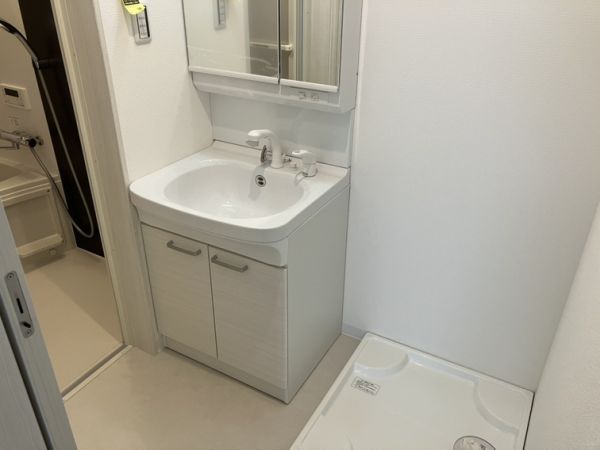 Villa　41　YAMATE　SUITA1階2LDK 洗面所の画像