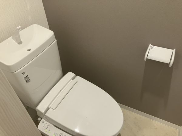 Villa　41　YAMATE　SUITA3階2LDK トイレの画像