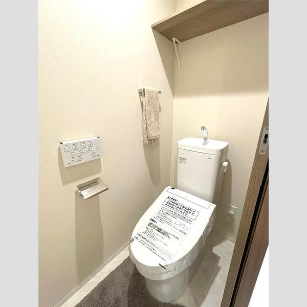 エメルミナ豊中岡町7階1K トイレの画像