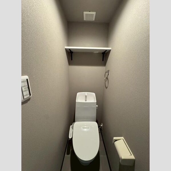 ゴールドクレスト01階1K トイレの画像