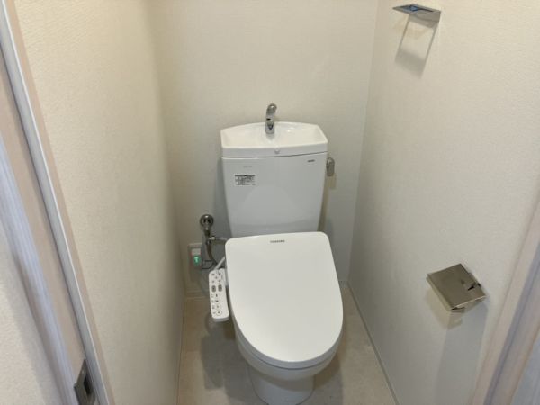 スプランディッド阿倍野13階1K トイレの画像