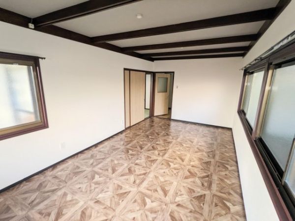 豊中市立花町戸建2階4LDK以上 部屋①の画像