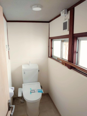 豊中市立花町戸建2階4LDK以上 トイレの画像