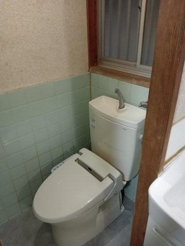 ダーチャオ萱島東2階4LDK以上 トイレの画像