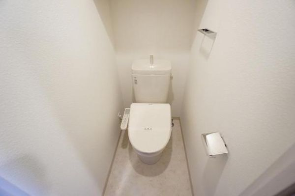 La Douceur北巽4階1K トイレの画像
