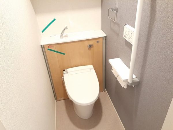 ヴェーネレア2階1LDK トイレの画像