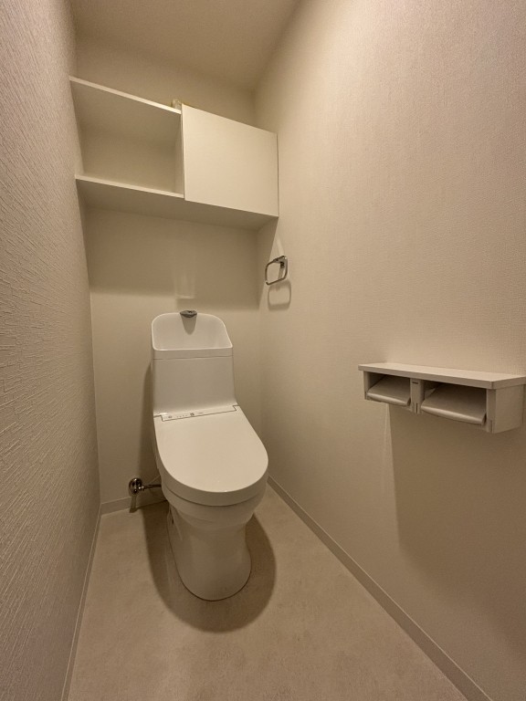 グレイスノーブル新大阪9階1LDK トイレの画像