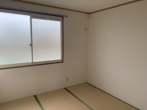 グリーンヒル小金台E棟1階2LDK 部屋①の画像