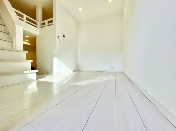 lapislazuli1階1R リビングの画像