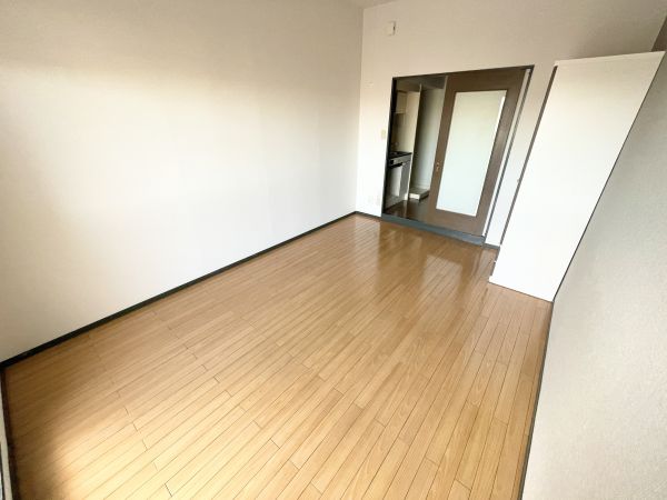 メゾン・ド・ポプラ4階1K 部屋②の画像