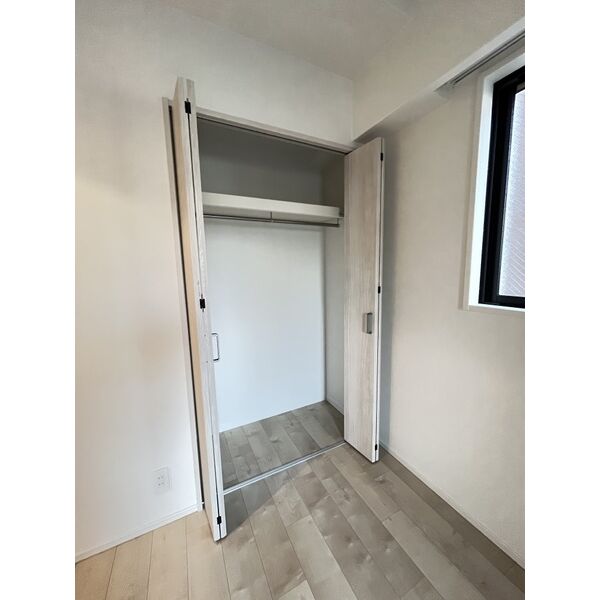 スプランディッドVIII6階1LDK 収納の画像