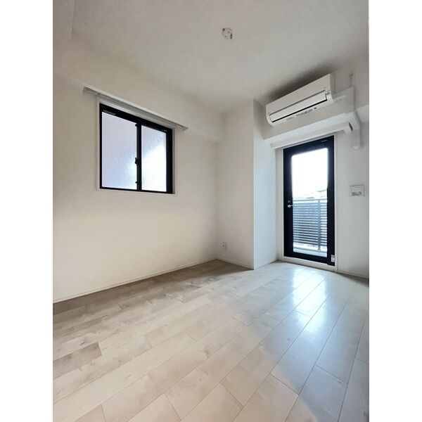 スプランディッドVIII4階1LDK リビングの画像