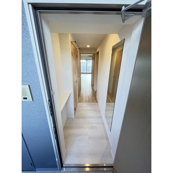 スプランディッドVIII5階1LDK 玄関の画像