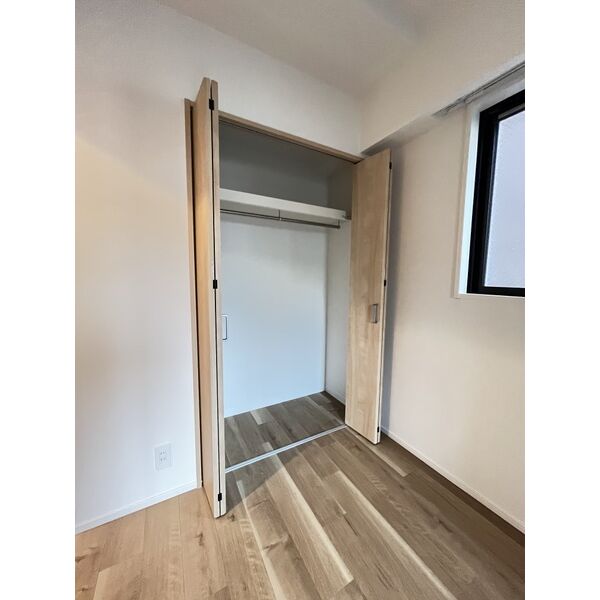 スプランディッドVIII5階1LDK 収納の画像