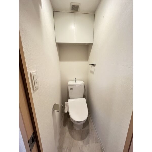 スプランディッドVIII9階2K トイレの画像