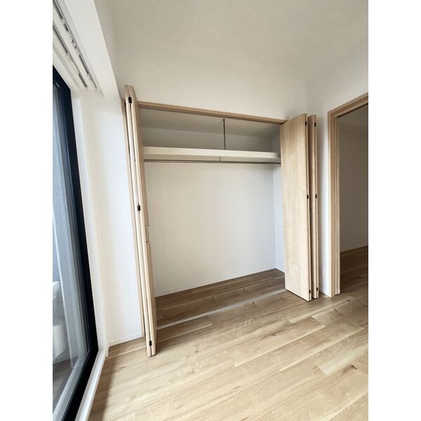 スプランディッドVIII7階2K 収納の画像