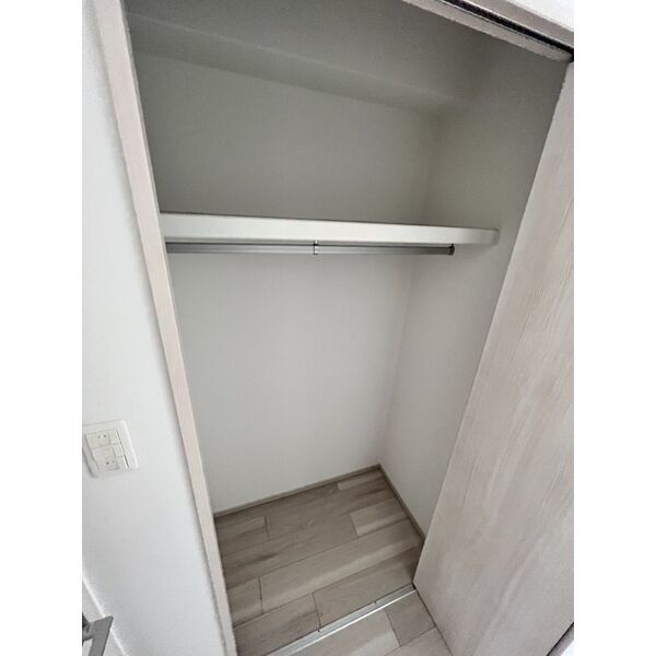 Splendide NAMBAIII11階1K 収納の画像