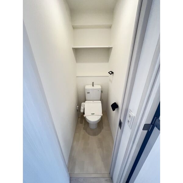 レジュールアッシュ塚本レジデンス9階1LDK トイレの画像