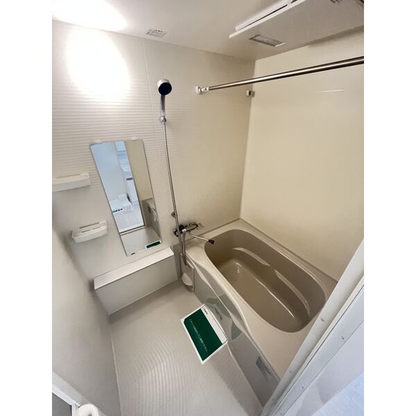 レジュールアッシュ塚本レジデンス9階1LDK お風呂の画像