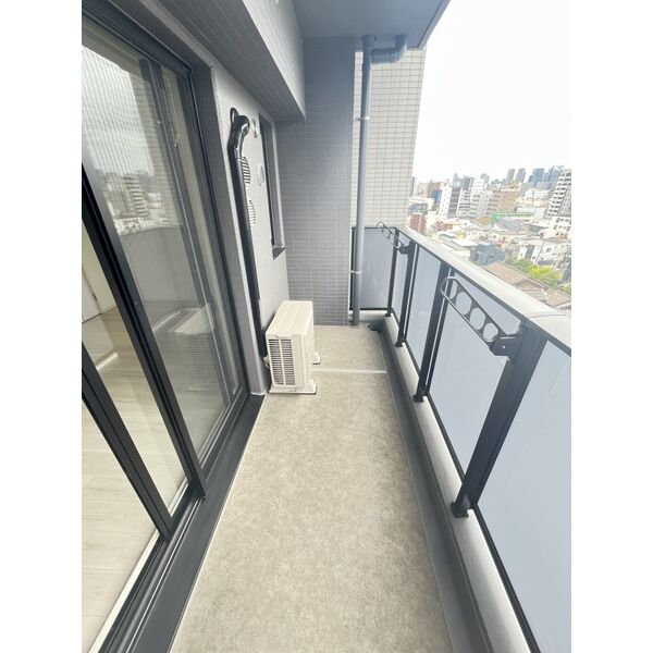 レジュールアッシュ塚本レジデンス9階1LDK ベランダの画像