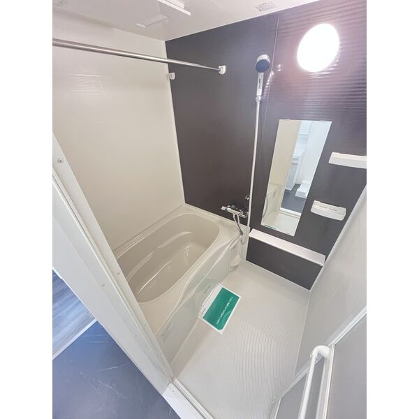 レジュールアッシュ塚本レジデンス10階1LDK お風呂の画像