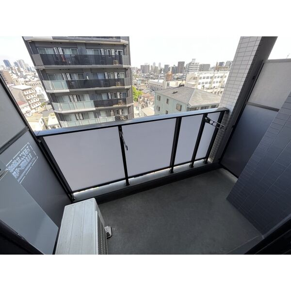 レジュールアッシュ塚本レジデンス8階1K ベランダの画像