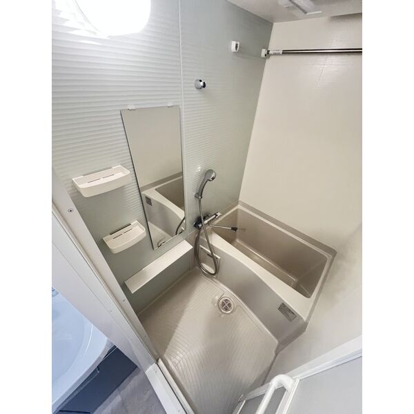 レジュールアッシュ塚本レジデンス9階1K お風呂の画像