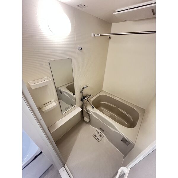 レジュールアッシュ塚本レジデンス5階1K お風呂の画像