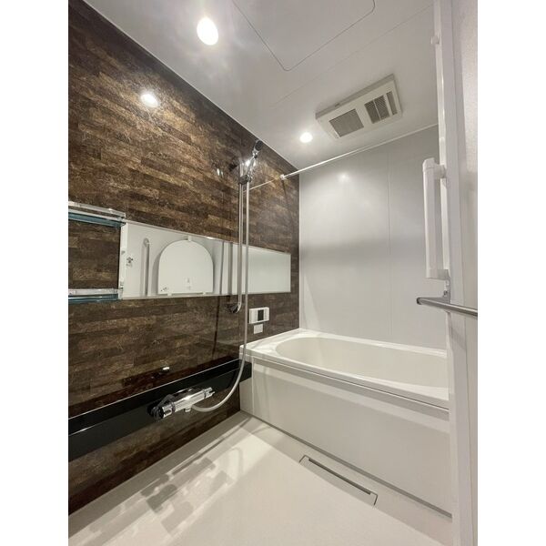 シャーメゾン アヴァンス03階2LDK お風呂の画像