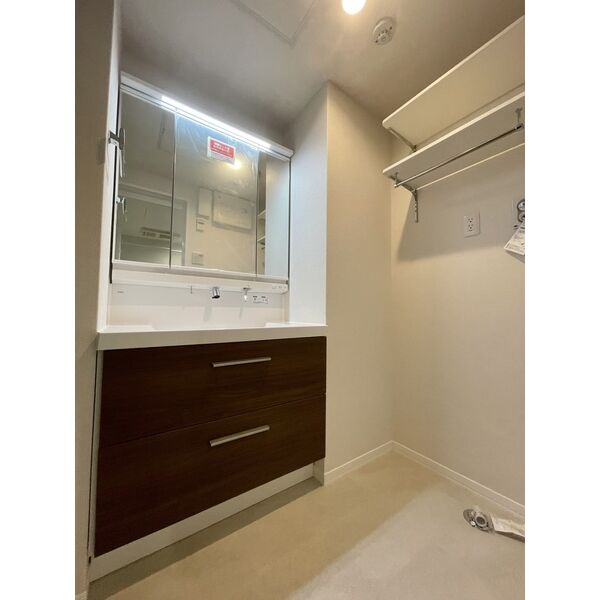 シャーメゾン アヴァンス03階2LDK 洗面所の画像