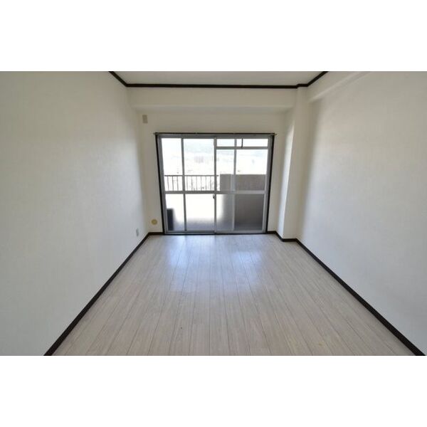 シロハイヌ今米09階2LDK 部屋①の画像