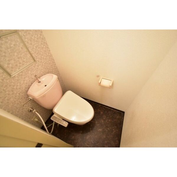 シロハイヌ今米09階2LDK トイレの画像