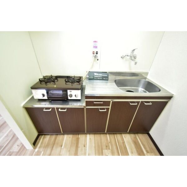 シロハイヌ今米02階3LDK キッチンの画像